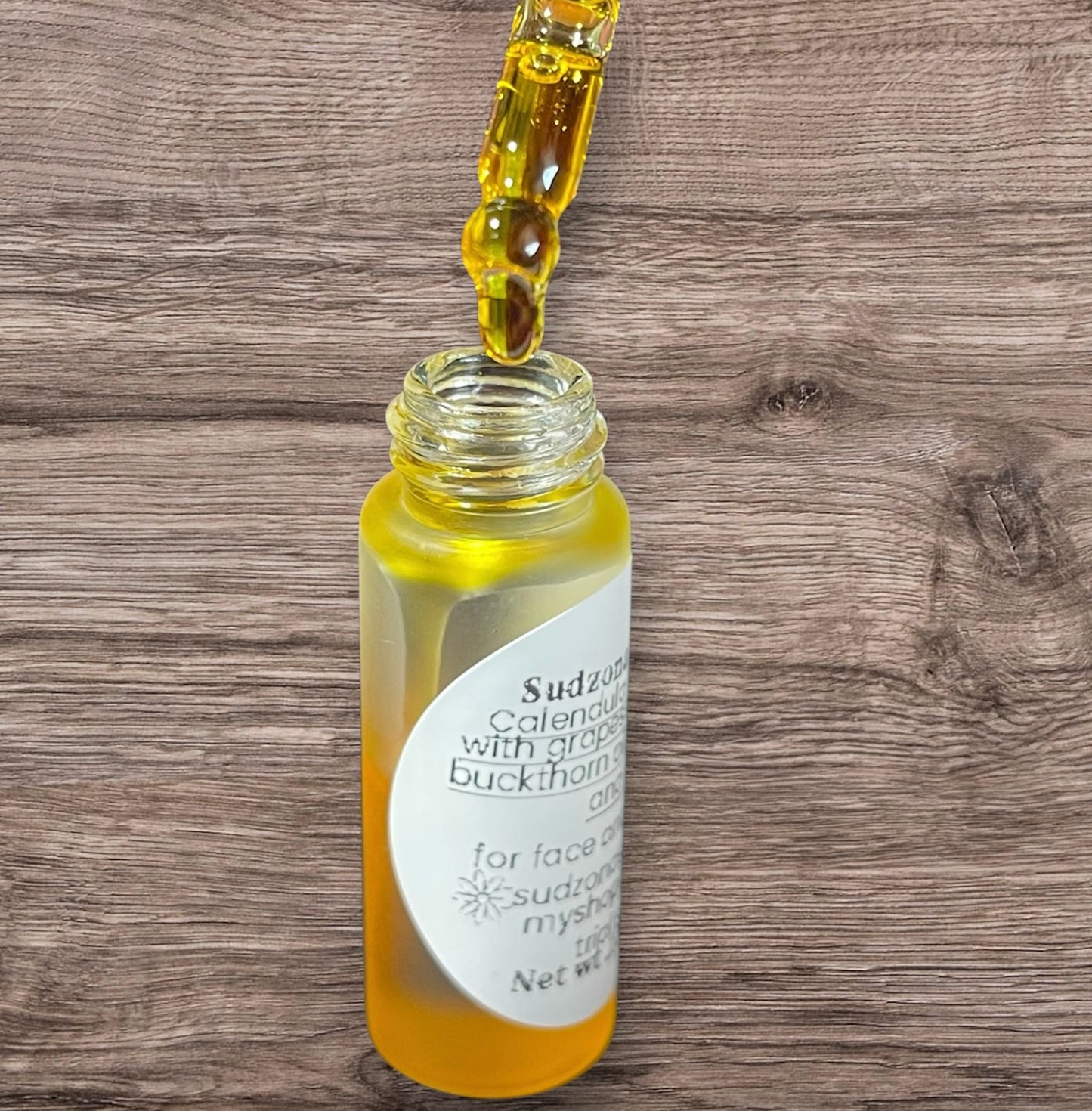 Get Glowy Vegan Calendua Grapeseed Sea Buckthorn Face Body Oil All Natural .17oz or 5g Try Me Size