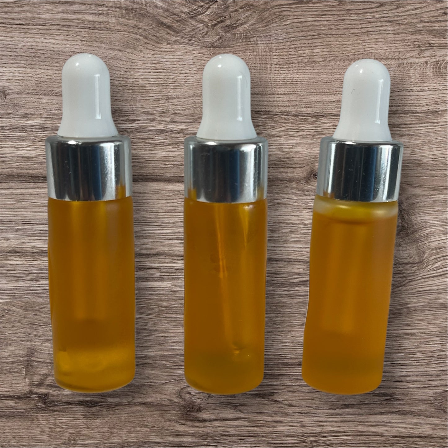 Get Glowy Vegan Calendua Grapeseed Sea Buckthorn Face Body Oil All Natural .17oz or 5g Try Me Size