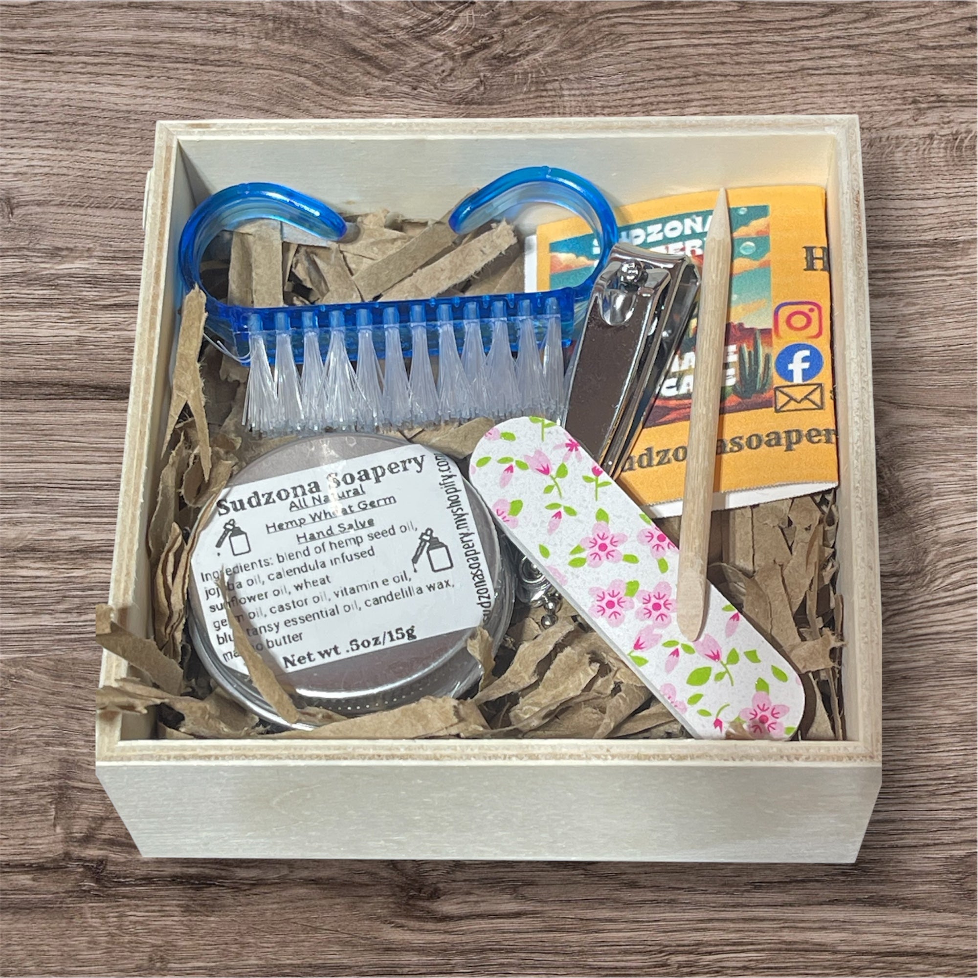 Hand, Nail & Cuticle Care Essentials Gift Box