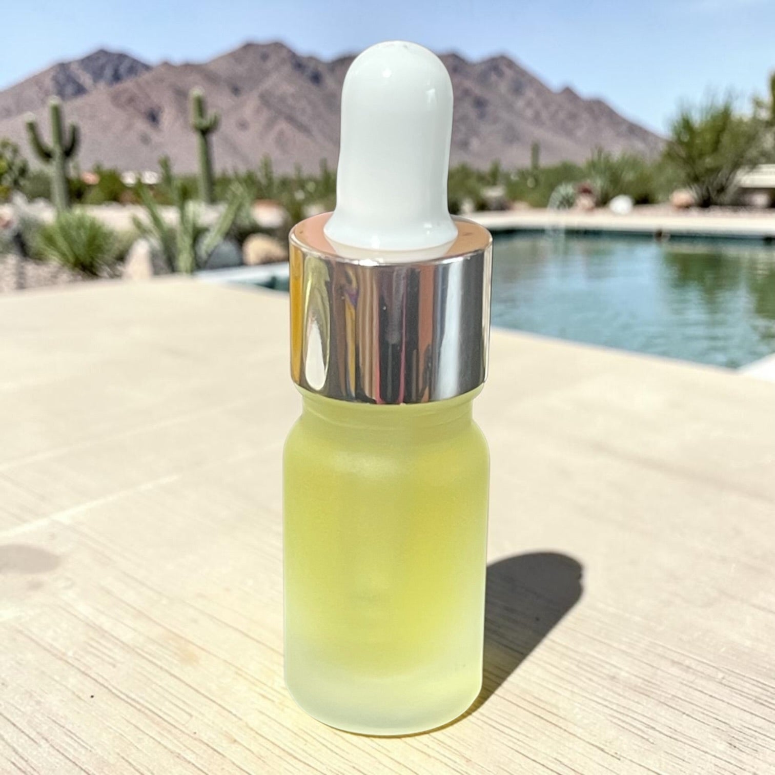 Frankincense Facial Oil – Boswellia dalzielii Resin Infused in Jojoba